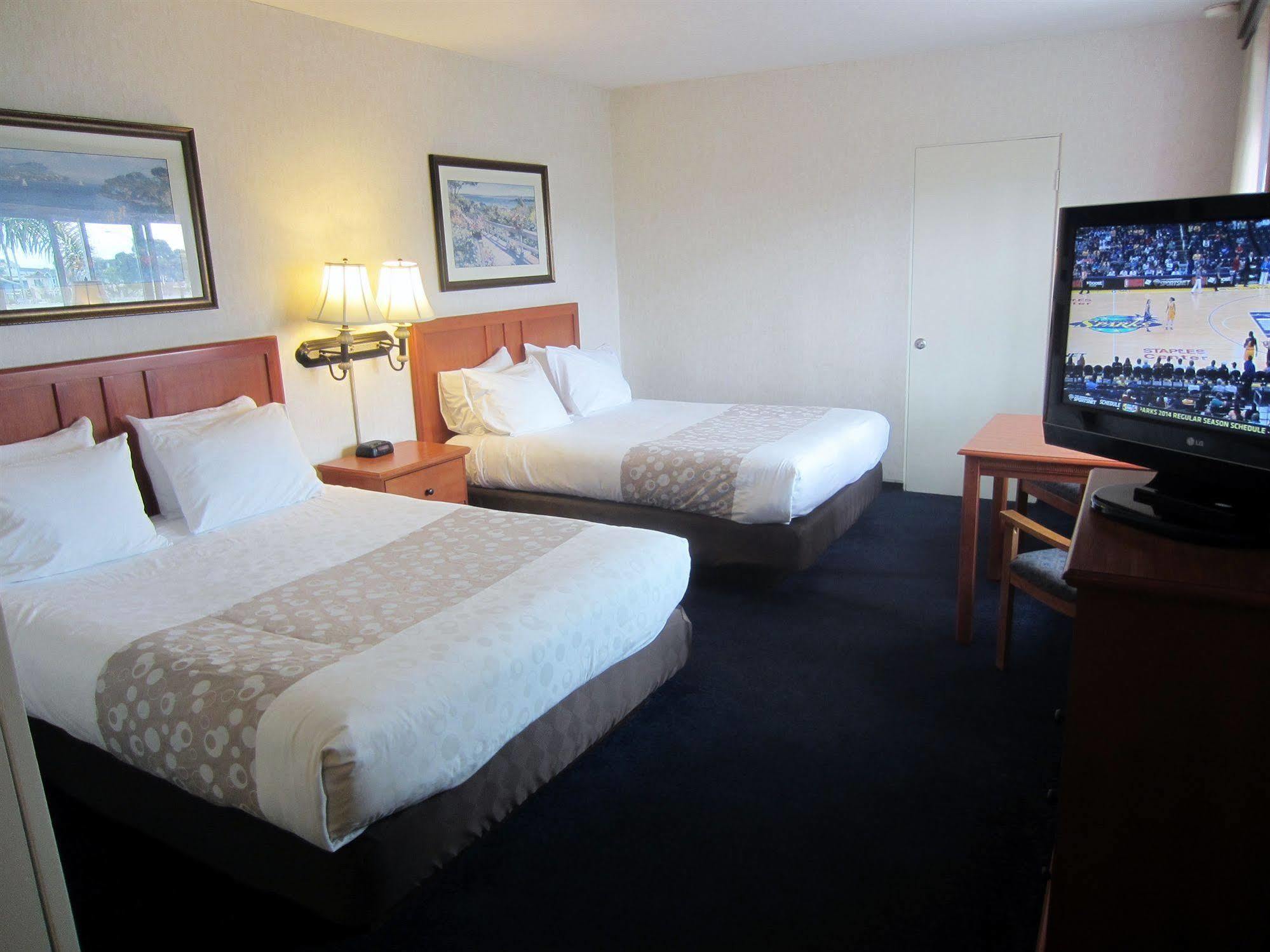 Newport Channel Inn Newport Beach Exterior foto